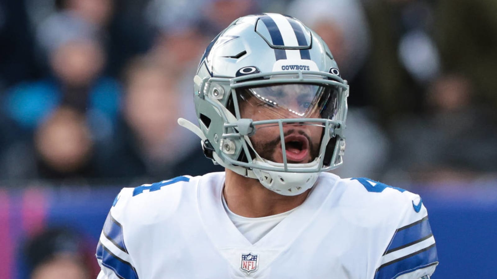 Dak Prescott apologizes for comments about referees