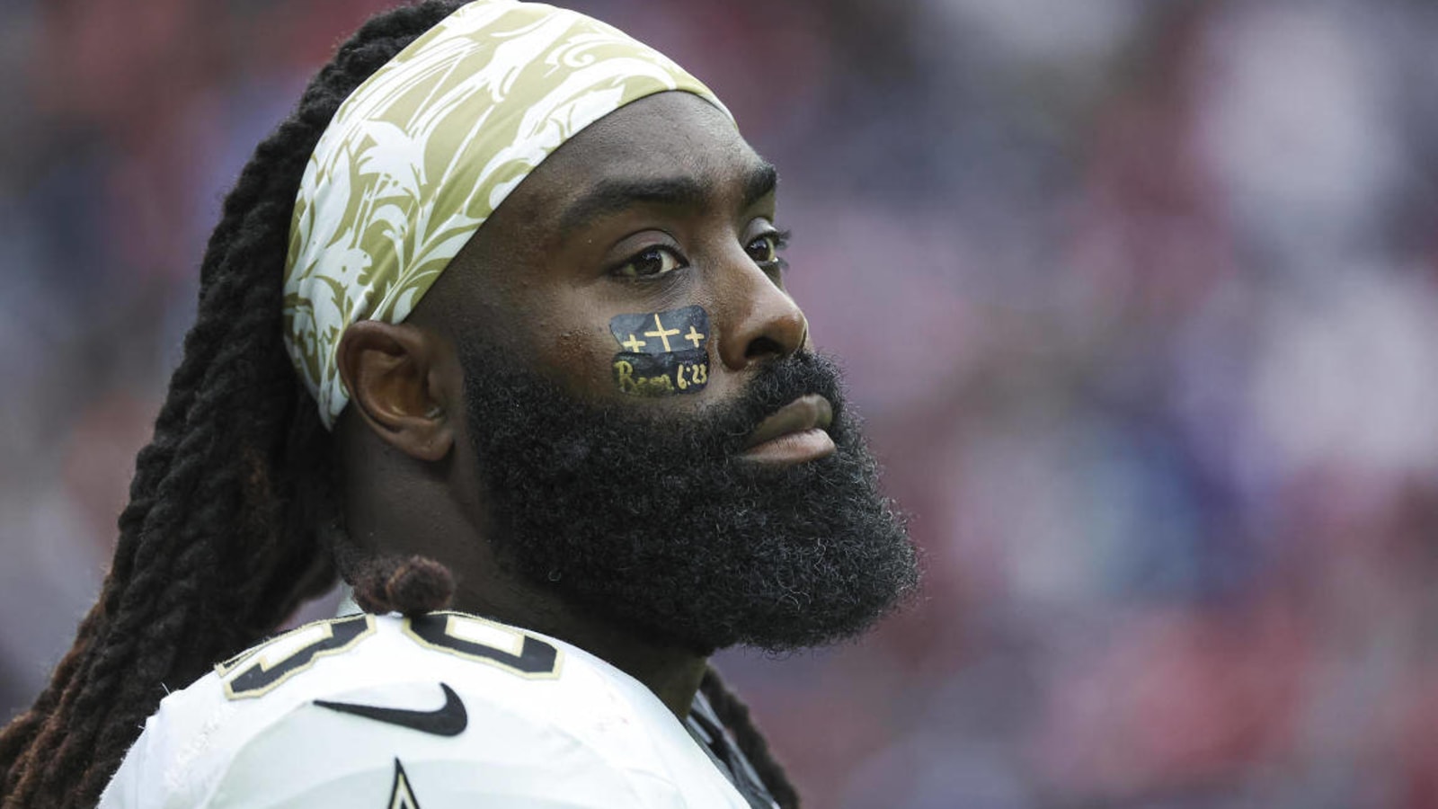 Saints&#39; Demario Davis sends strong message to most of the United States