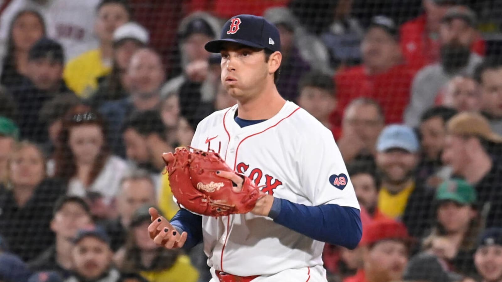 Red Sox first baseman undergoing testing following exit vs. Pirates