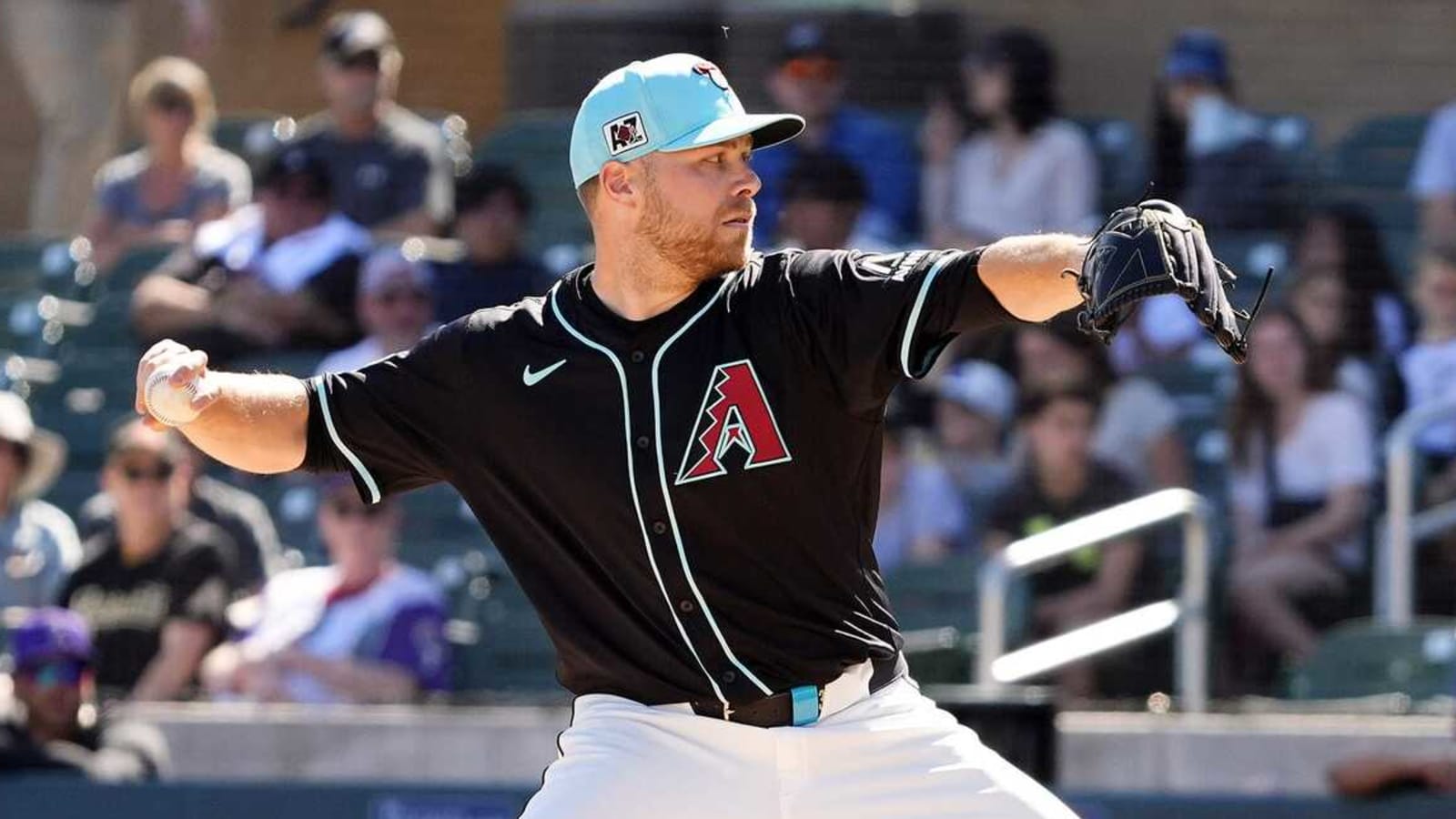 Burnes stuns in Diamondbacks spring league debut