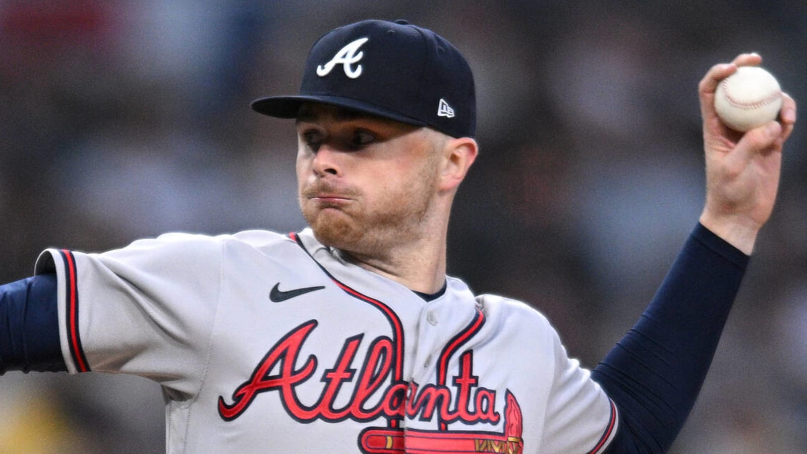 Cubs trade for reliever Sean Newcomb in deal with Braves