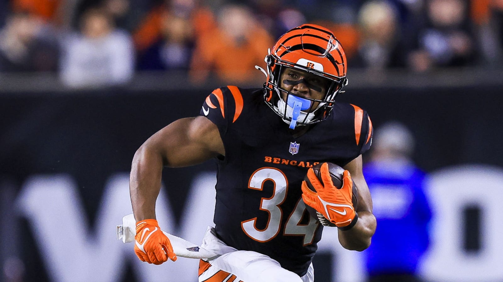 Colts add much-needed RB depth with latest signing