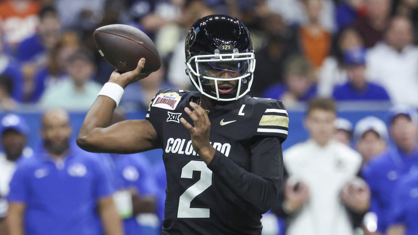 NFL scout has sobering take on top QB prospects