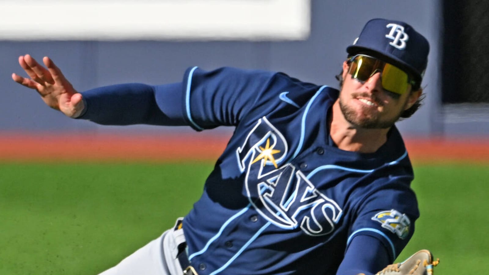 Rays taking 'wait and see' approach with injured OF