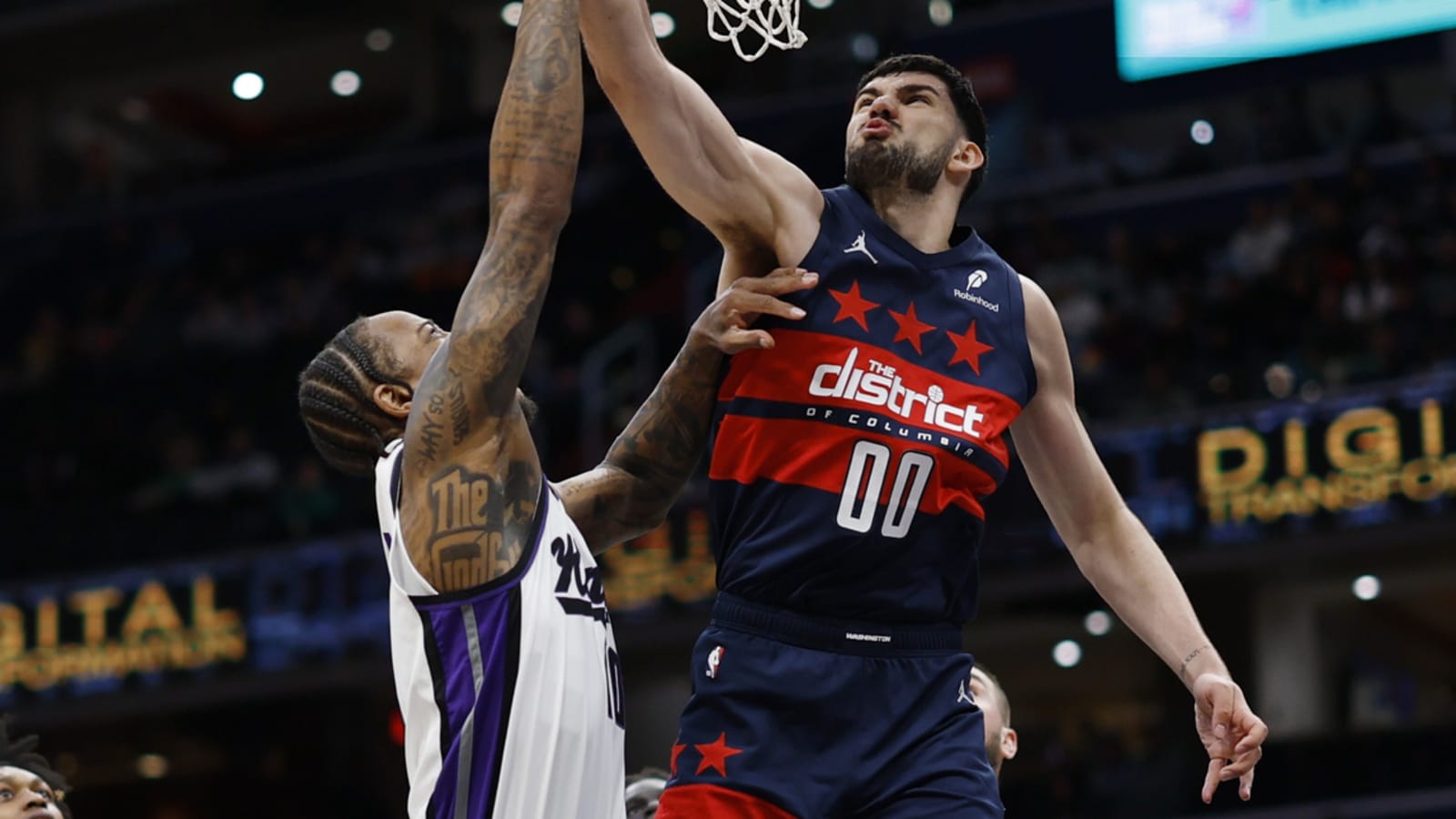 Wizards bench starters in fourth quarter but beat Kings anyway