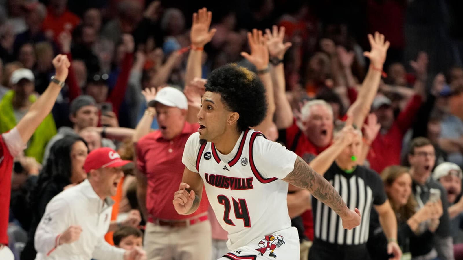 Watch: Louisville advances in ACC Tournament on buzzer-beater