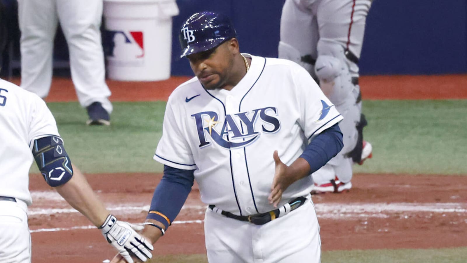 Rays promote Rodney Linares to bench coach
