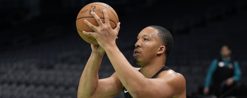 Hornets' Grant Williams reminds NBA of his defensive upside