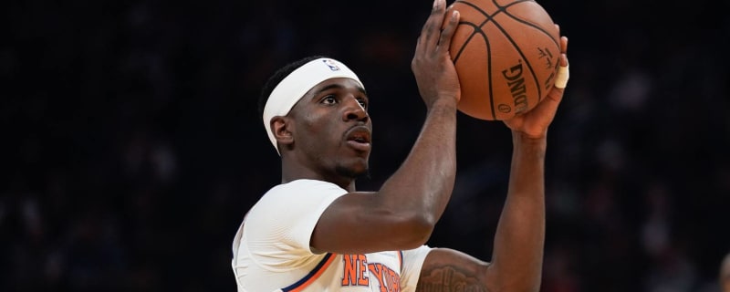 Knicks re-sign Damyean Dotson, Matt Mooney