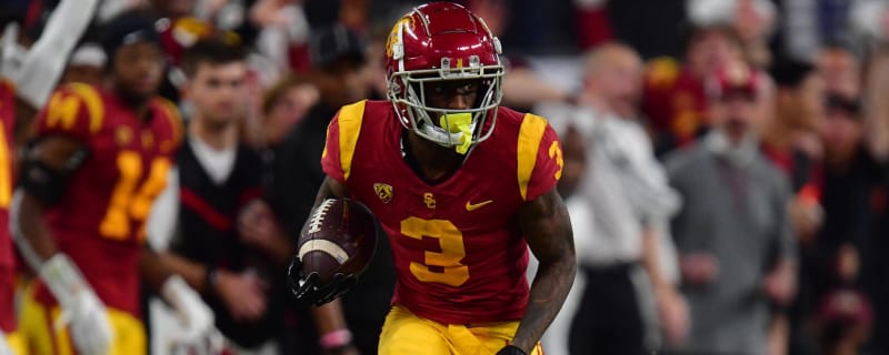 Wide receiver in first round highlights Giants' seven-round mock draft