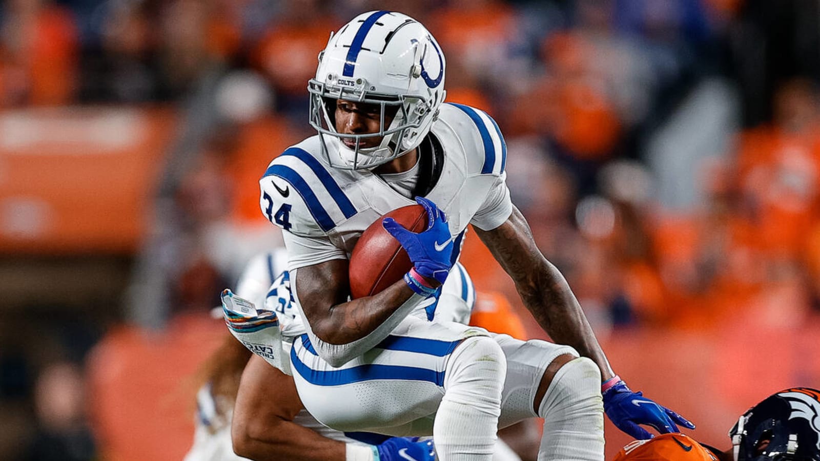 NFL investigating Colts' cornerback for possible sports betting 