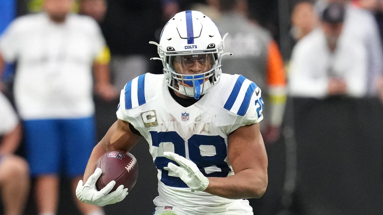 Colts' relationship with offensive star is 'unraveling'