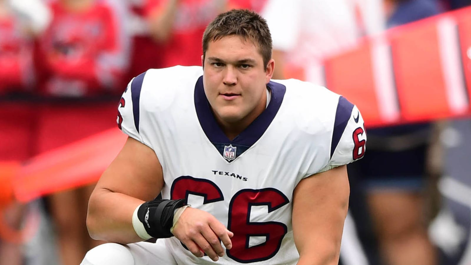 Texans release starting center Nick Martin