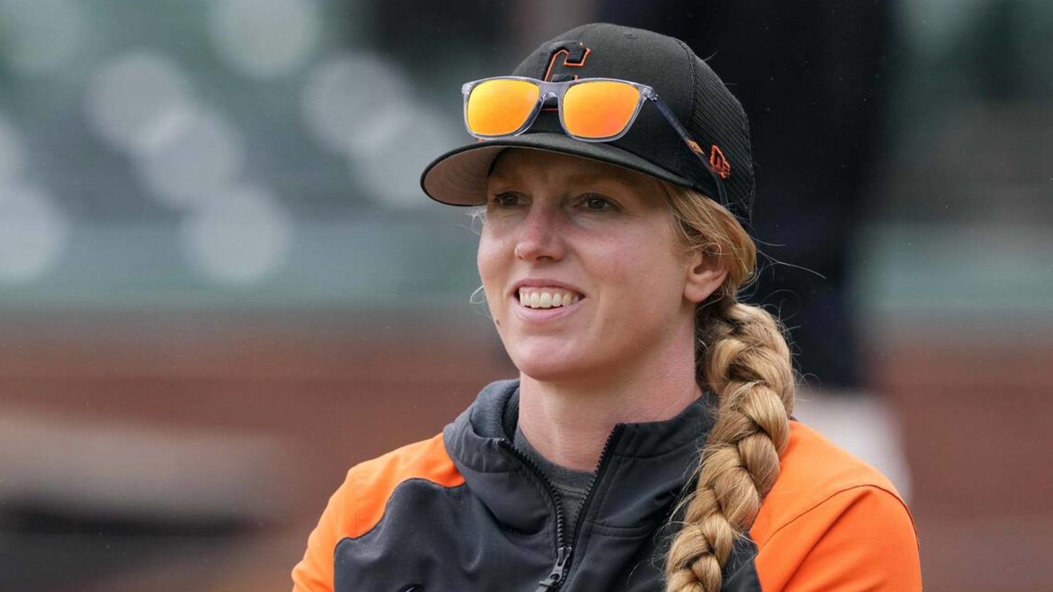 Report: Giants interview Alyssa Nakken for vacant manager's job