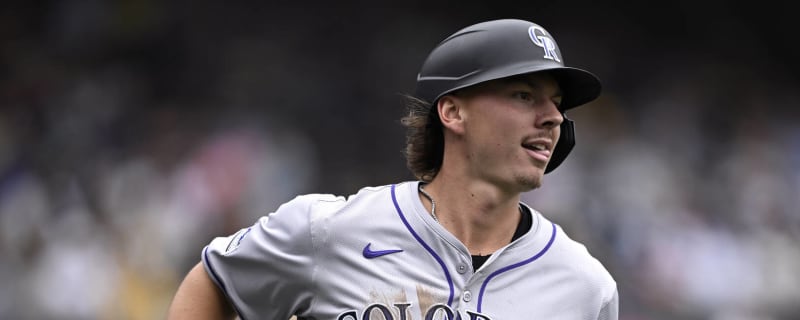 Rockies outfielder suffers fractured hand, timeline uncertain