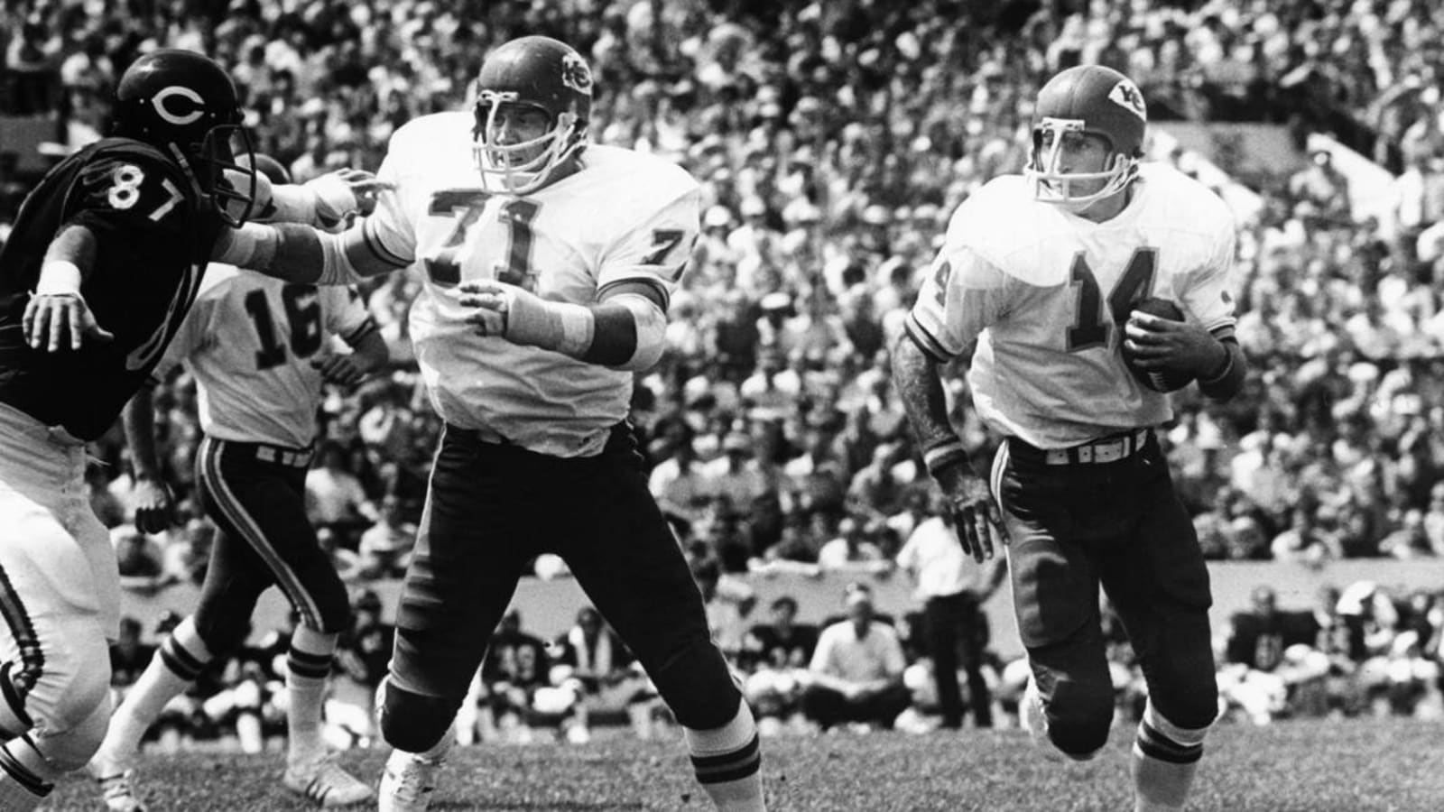 Chiefs Hall of Famer Ed Budde Dies at 83