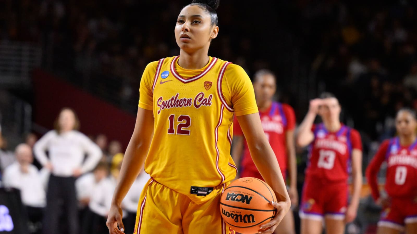 USC Star JuJu Watkins Breaks Caitlin Clark&#39;s College Basketball Record
