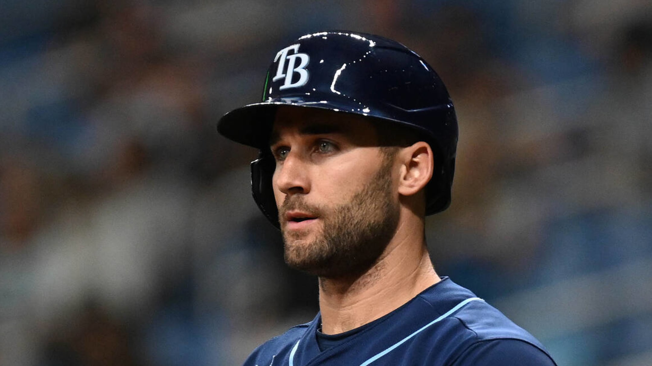 Kevin Kiermaier talks about free agency, playing on turf, and