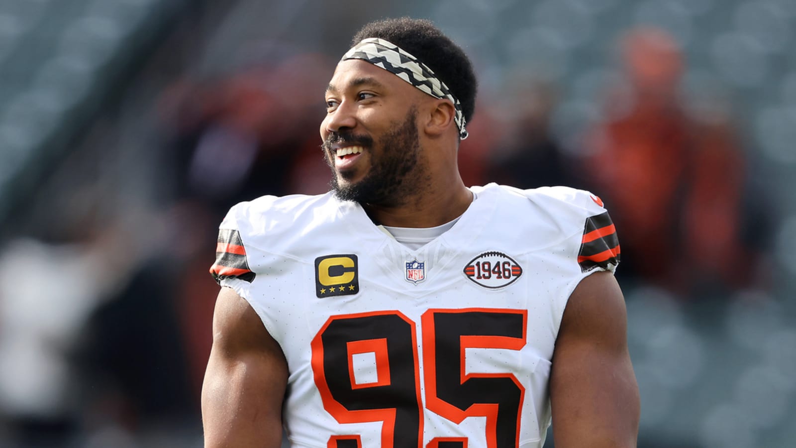 Browns' David Njoku reveals plan for Myles Garrett after trade request