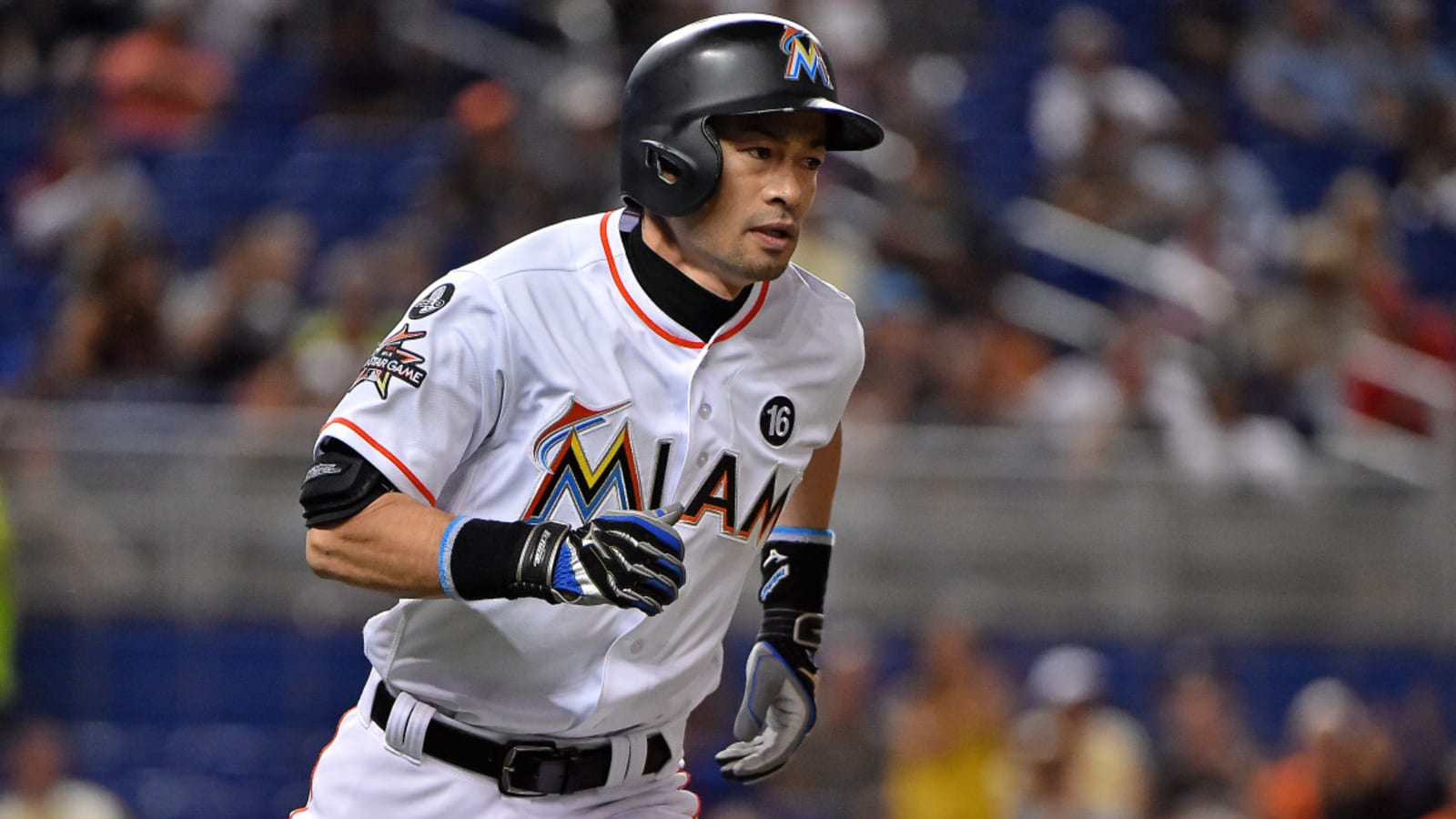 Strange but True: Ichiro Suzuki Becomes Longest-Tenured Marlins Hall of Famer