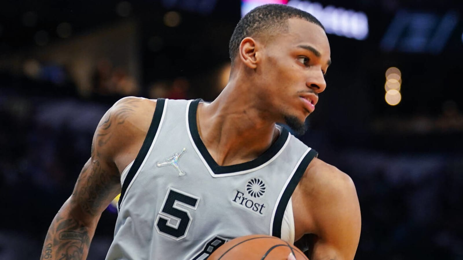 Hawks 'on verge' of trading for Dejounte Murray?