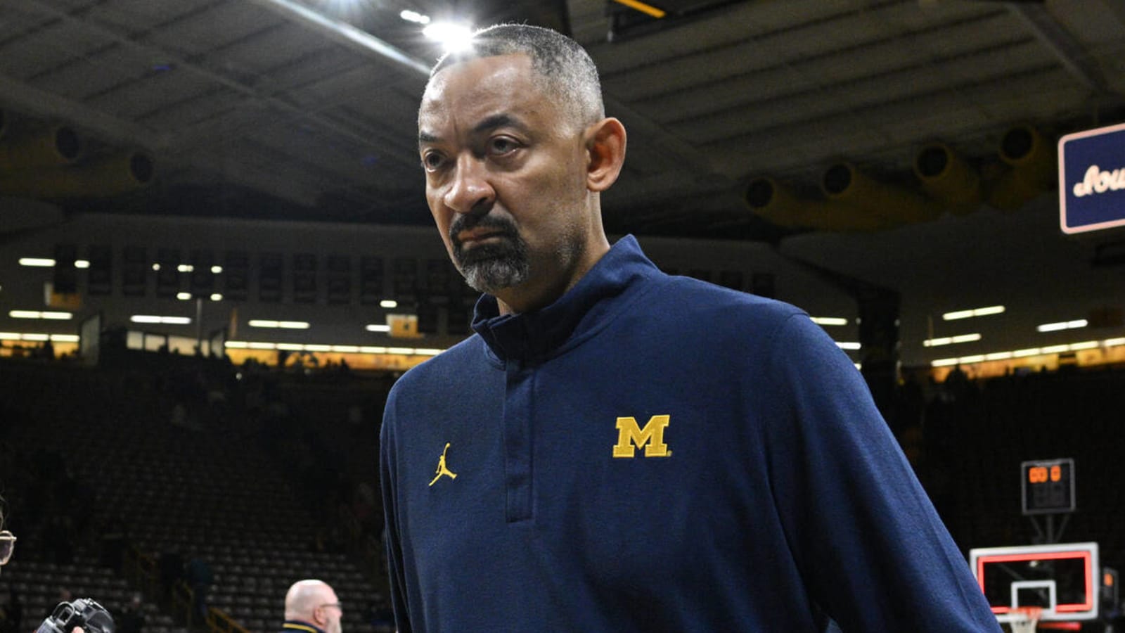Michigan AD announces decision on alleged Juwan Howard incident