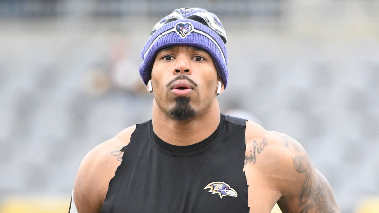 Should the Ravens trade S Chuck Clark?