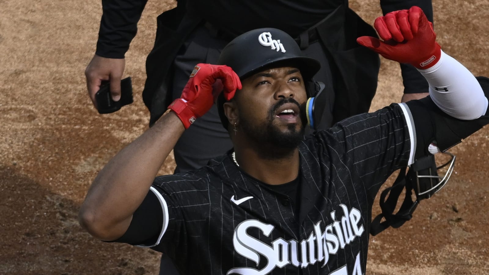 Orioles acquire Eloy Jimenez from White Sox