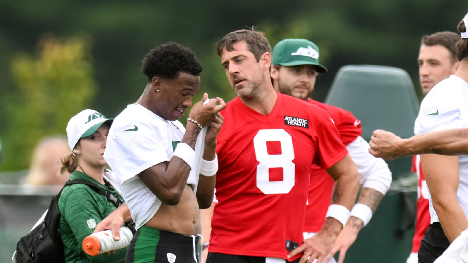 Aaron Rodgers, Garrett Wilson address viral practice conversations