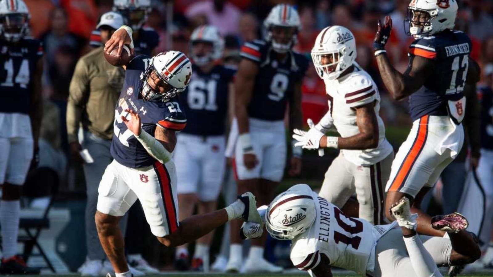 Jarquez Hunter is leading the Auburn rushing attack