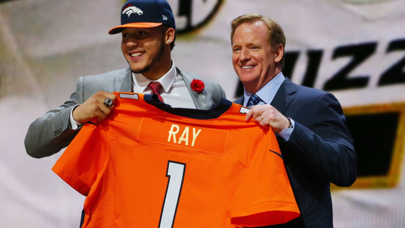 Saskatchewan Roughriders Sign Former Super Bowl Champion