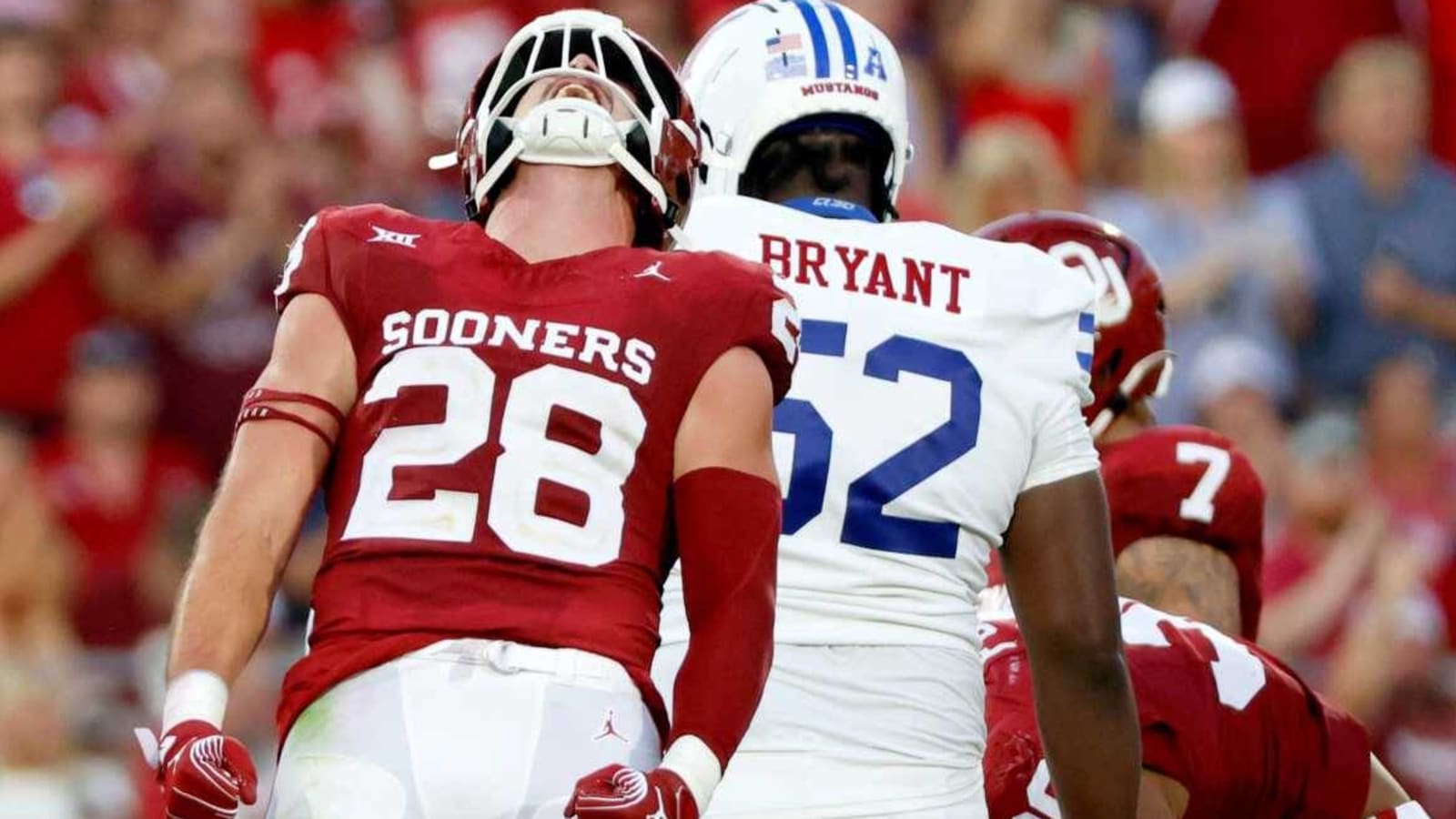 Oklahoma LB Danny Stutsman Lands All-America Honor; DB Billy Bowman Snubbed