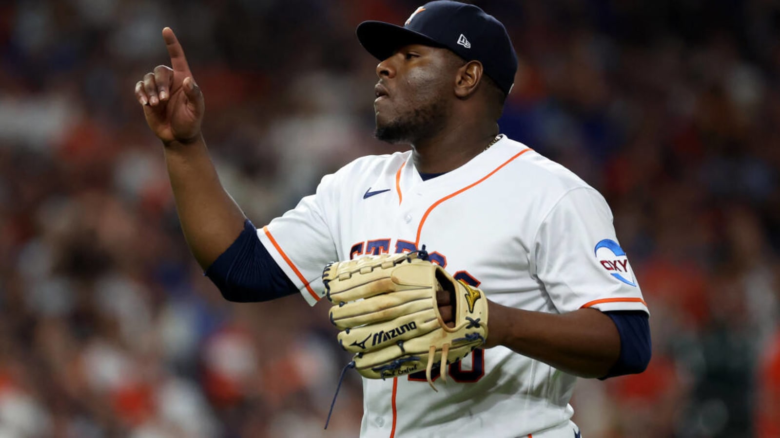 Details Emerge on Cubs Reliever's Deal