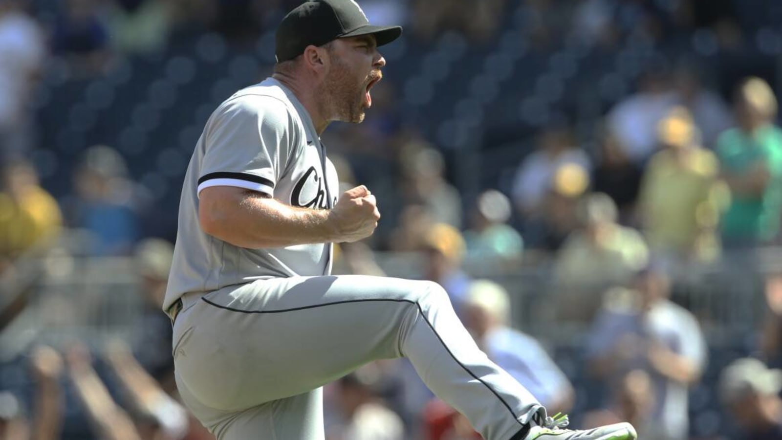 Former Chicago White Sox&#39; Closer Working Through Critical Rehab Step with New Team