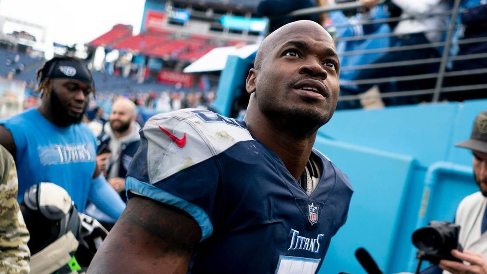 Adrian Peterson won't face felony charges for domestic violence