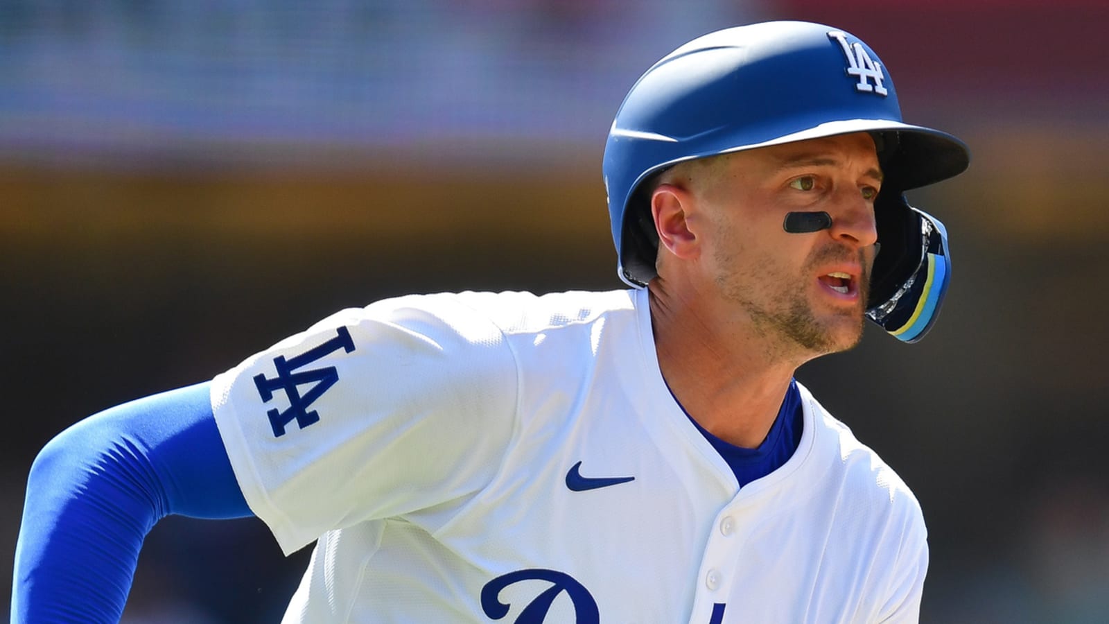 Nick Ahmed returns to Chase Field with Padres for final series of 2024