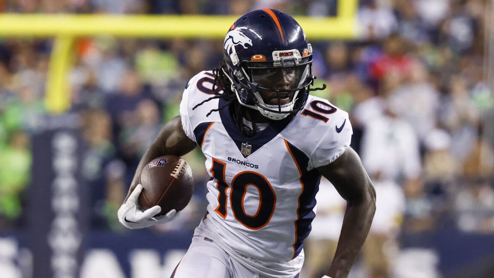 Broncos not interested in trading WRs