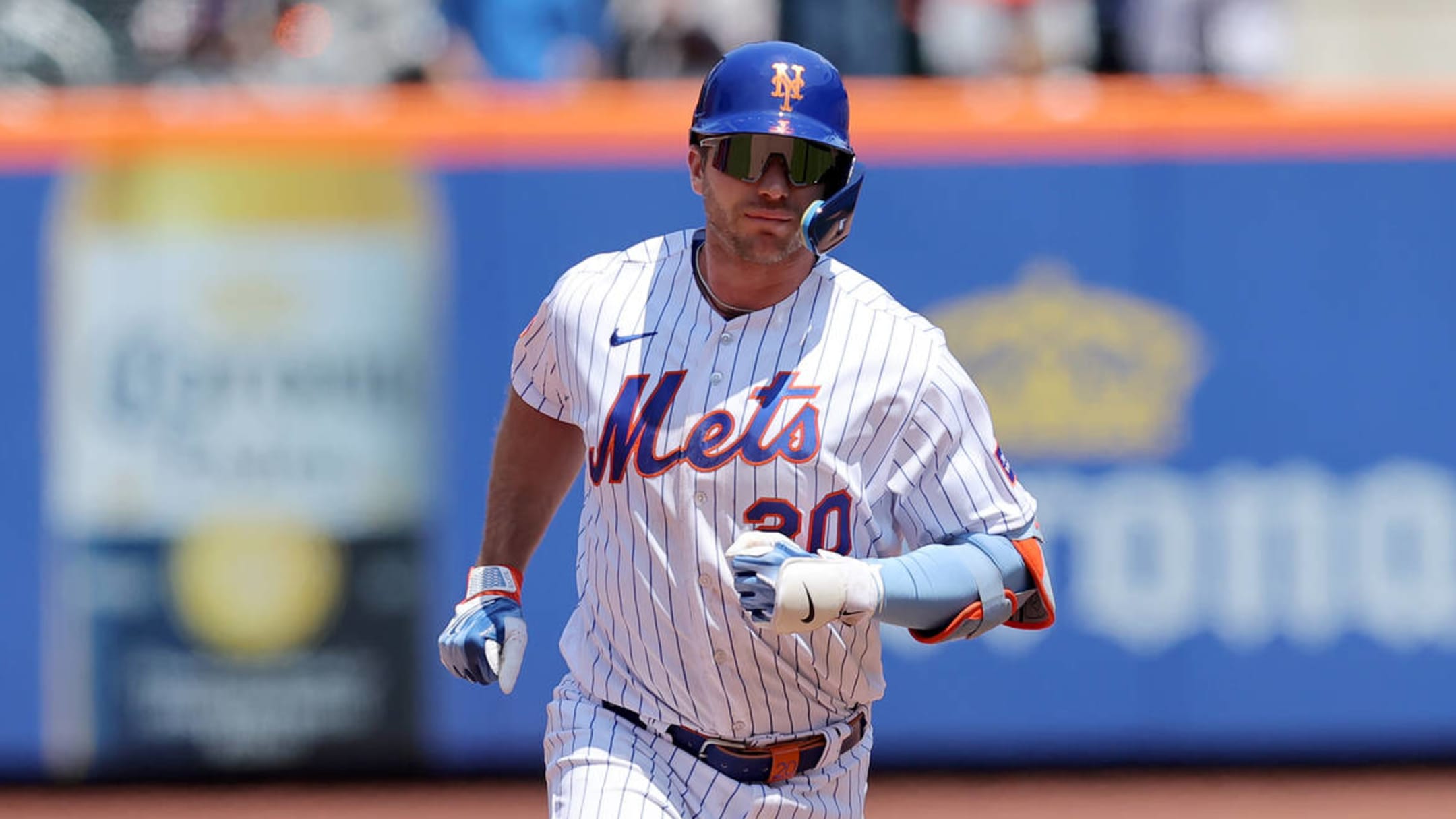 Alonso homers in 10th, Mets come back to beat Rays 8-7