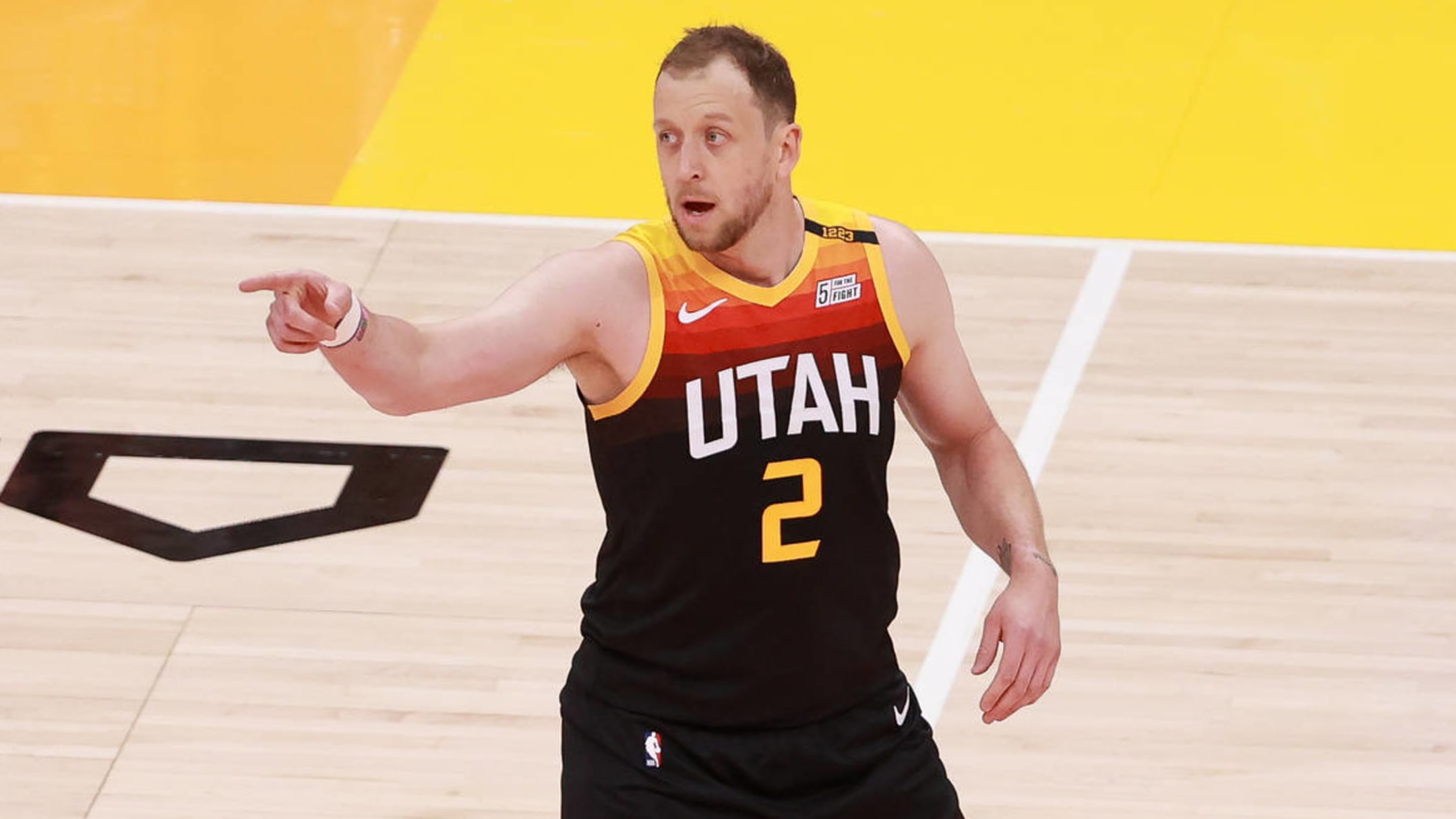 Joe Ingles clarifies comments about playing again for Jazz