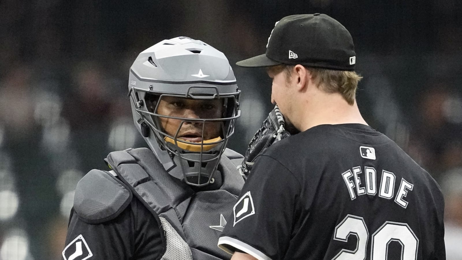 White Sox designate struggling veteran catcher for assignment