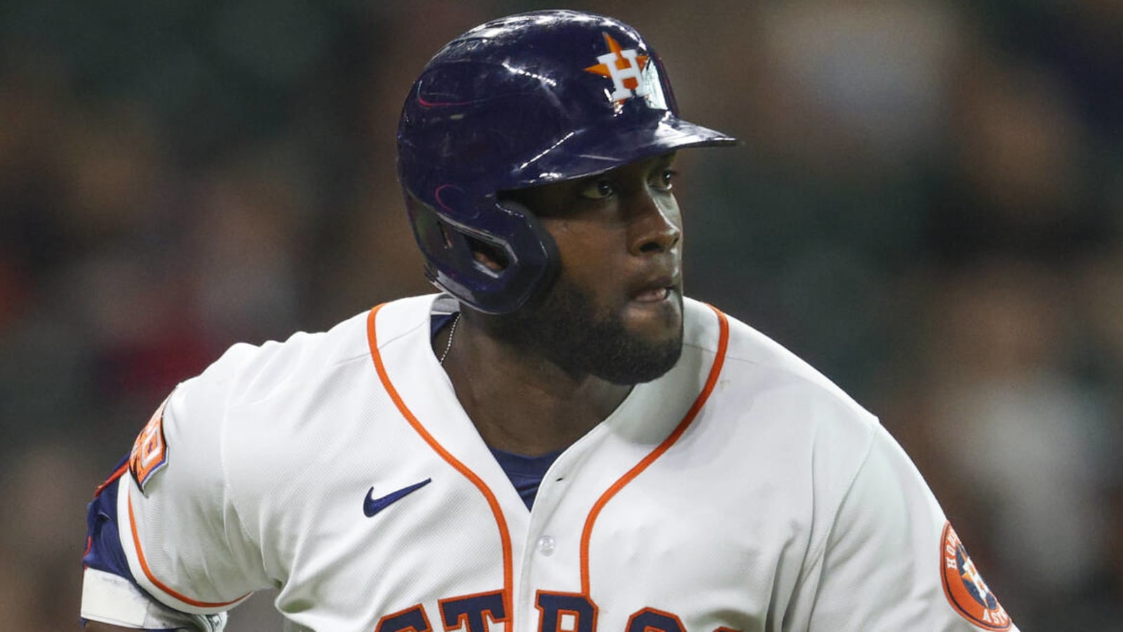 Astros to place Yordan Alvarez on IL with hand injury