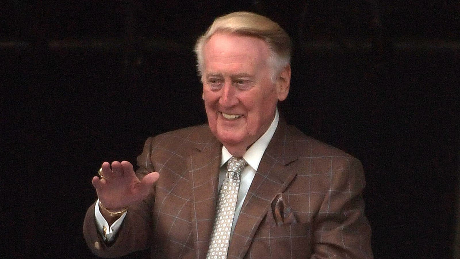 Vin Scully, legendary Dodgers and MLB broadcaster, dead at 94