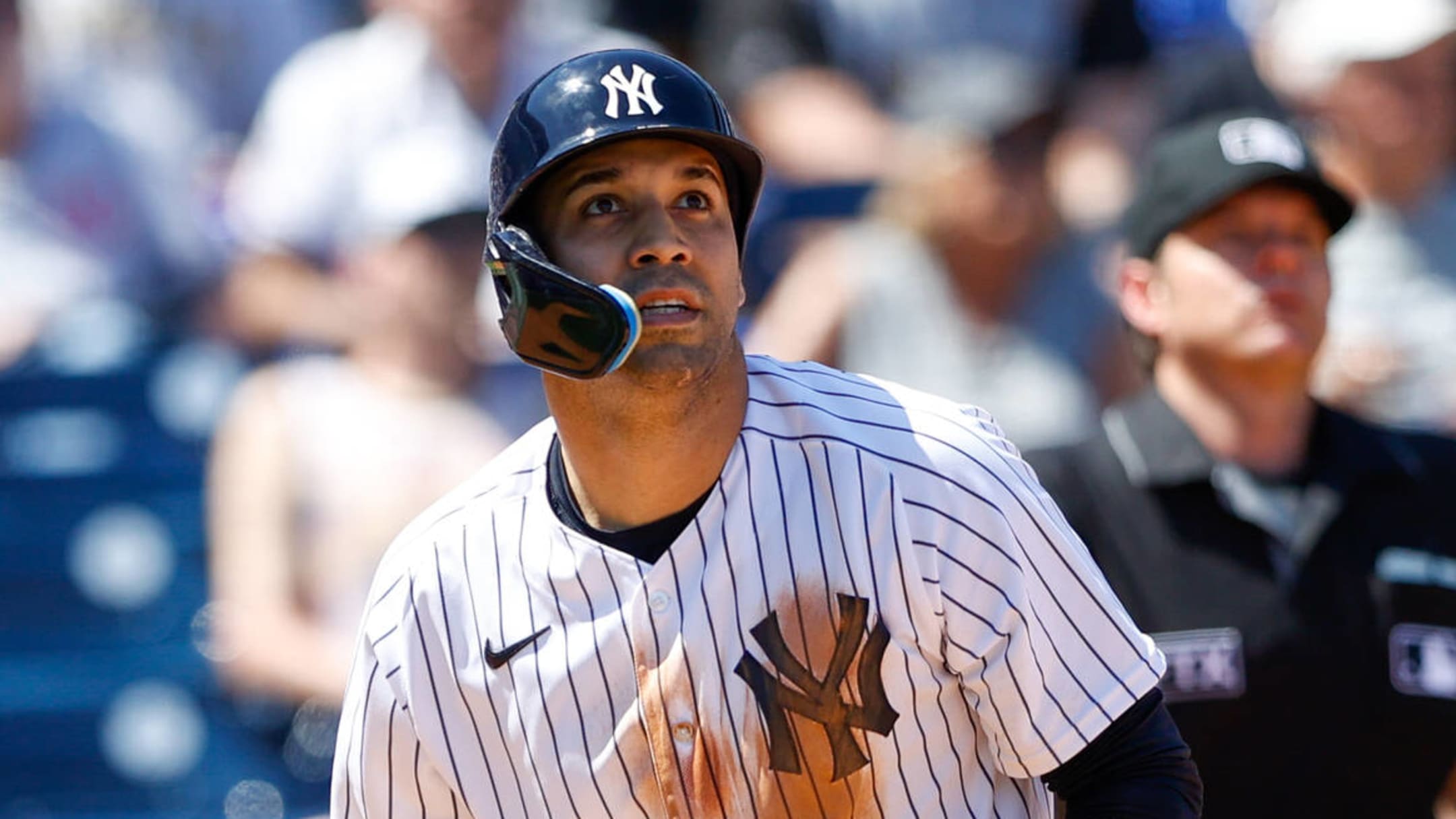Ex-Red Sox Marwin González Looks Like Different Person In Yankees Gear