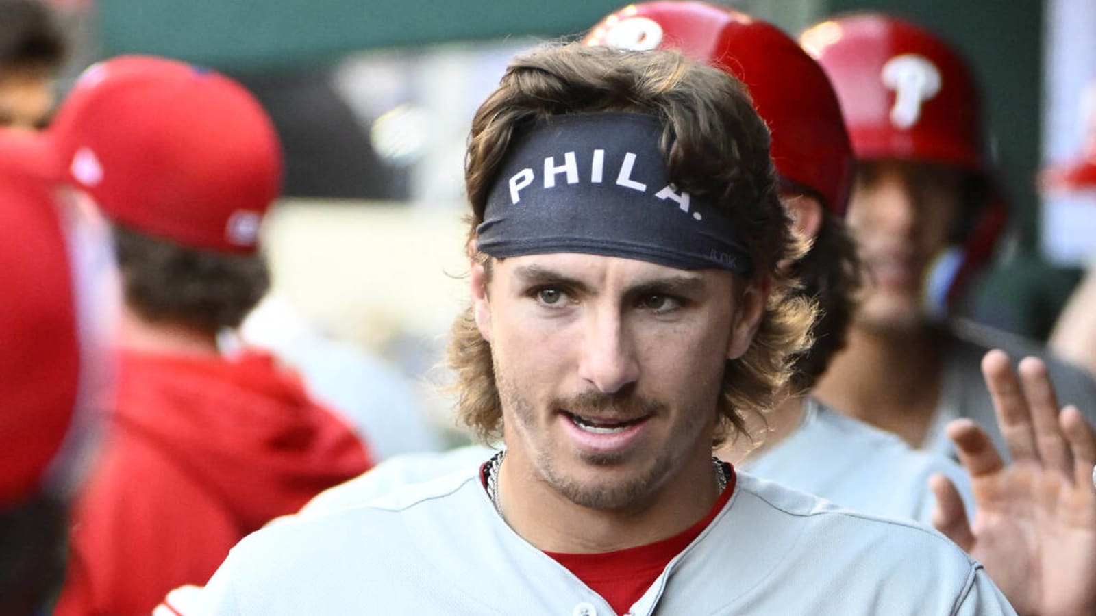 Look: Phillies' Stott uses incredible bat for Little League Classic