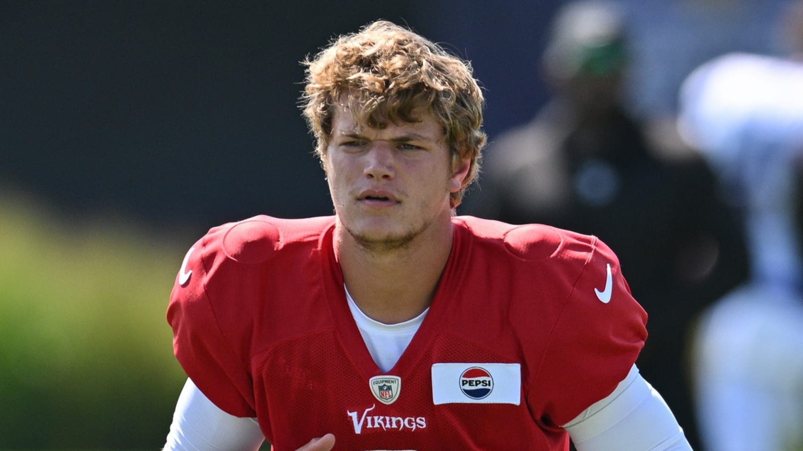 Will Vikings have McCarthy compete for starting job this summer?