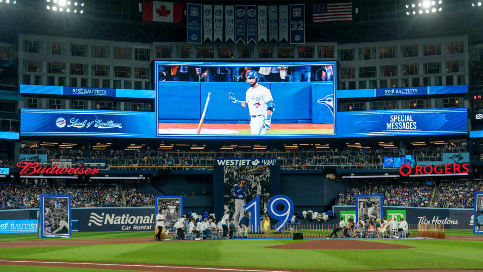 Toronto Blue Jays Legends Thank Jose Bautista at Level of Excellence Ceremony