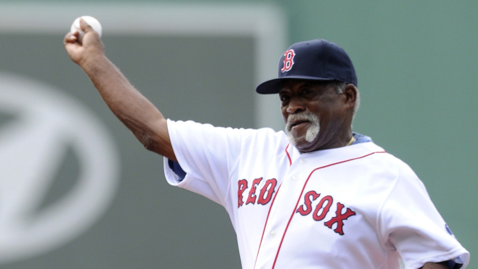 Red Sox legend Luis Tiant dies at 83