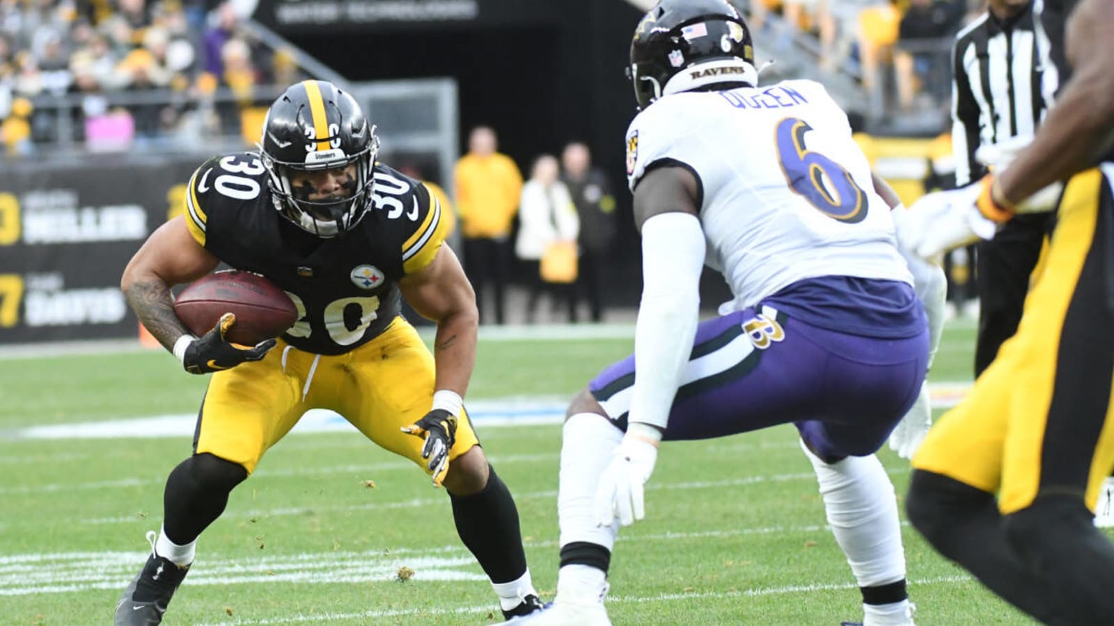Pittsburgh Steelers agree to terms with LB Patrick Queen on three year, $41 million contract