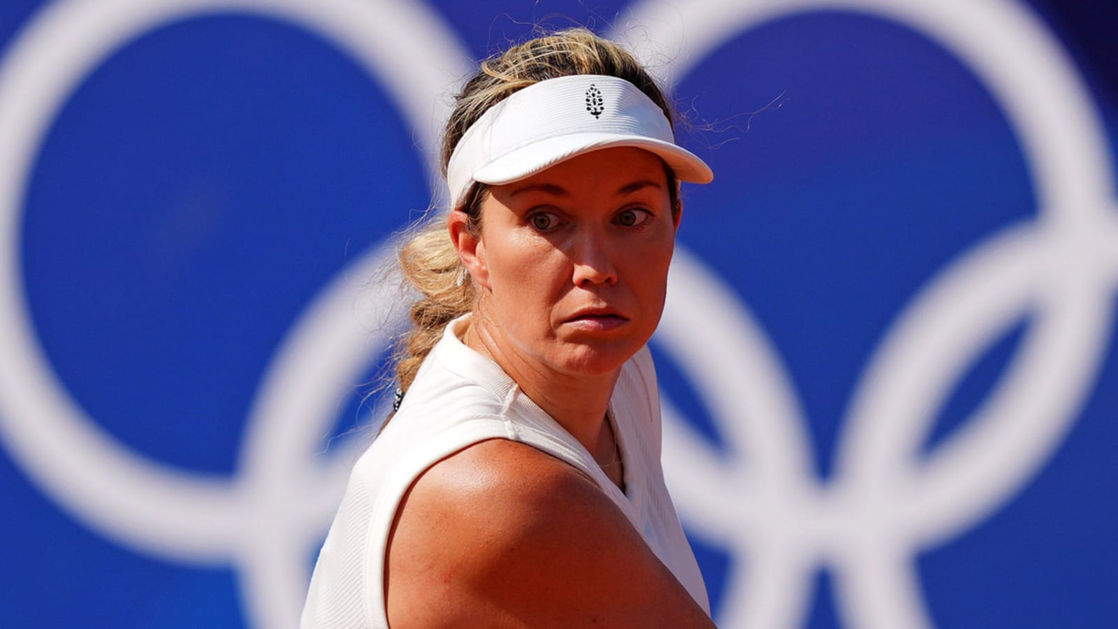 World No. 9 American star explains U-turn on retirement