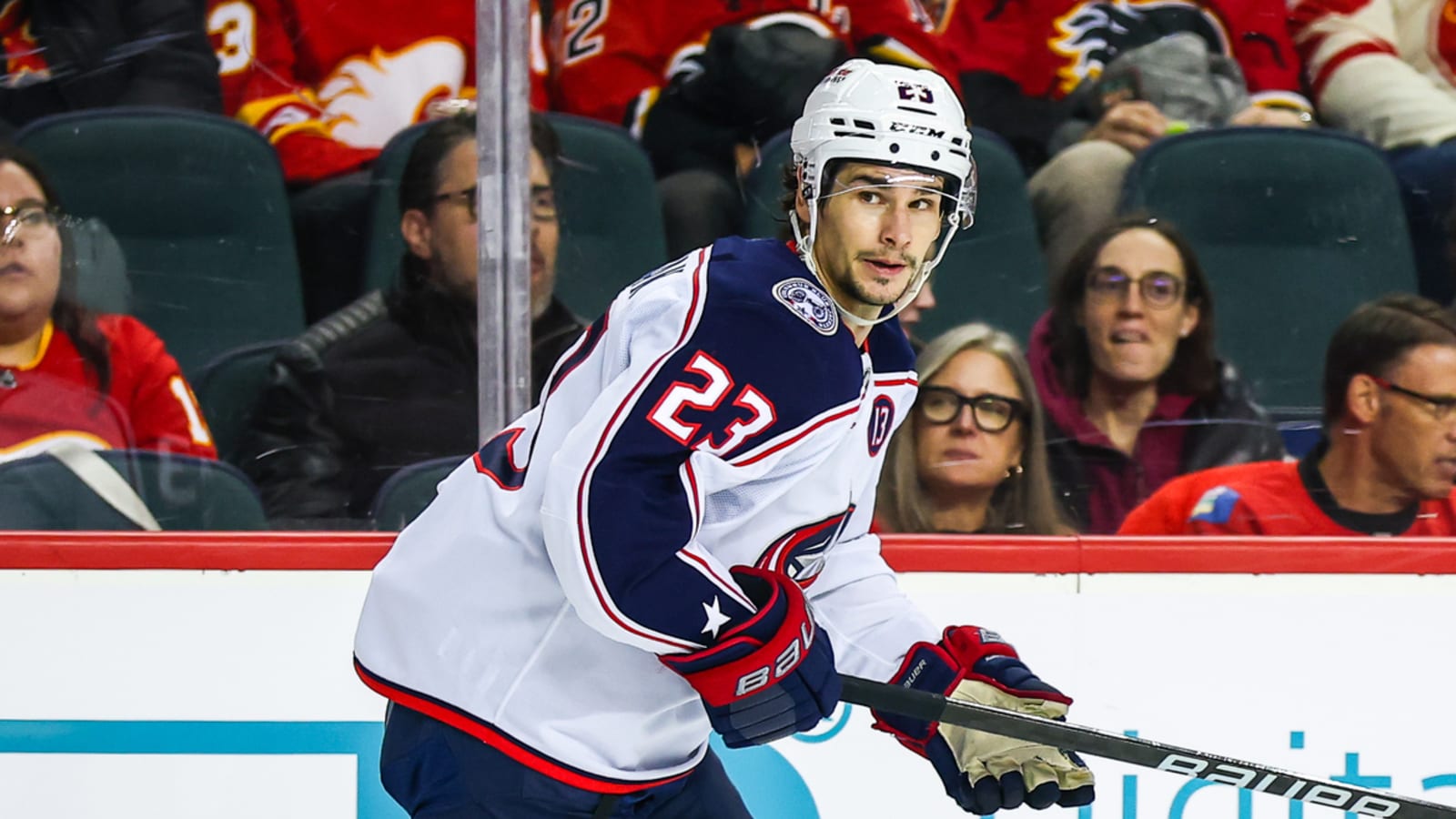 Blue Jackets’ Sean Monahan expected out six to eight more weeks
